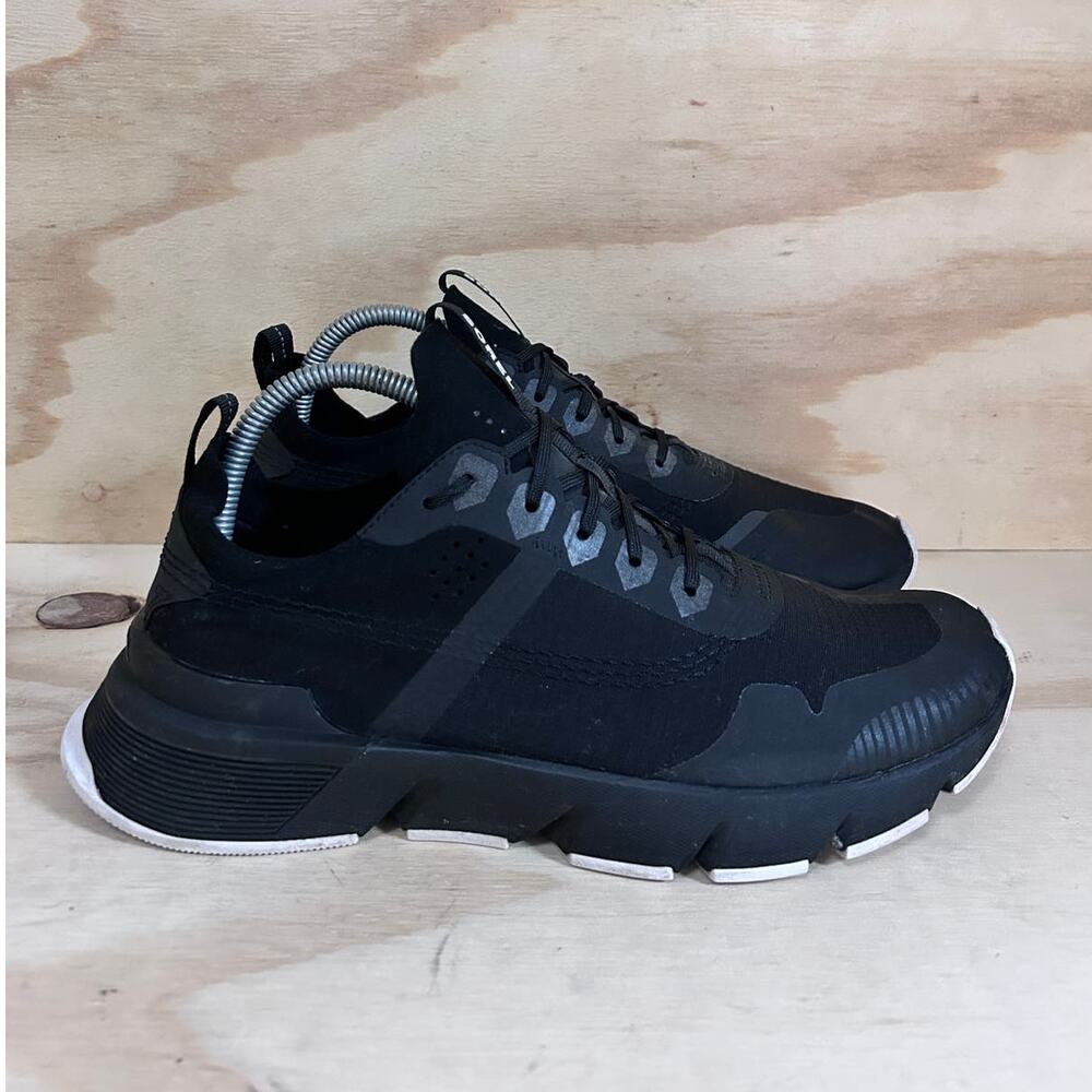 Sorel -Kinetic Rush Ripstock -Athletic Shoes -Black -Women's - 10.5 -1974241010